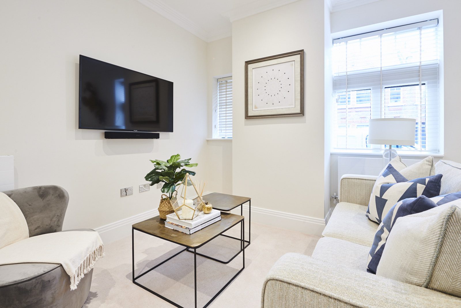 Flat Rainville Road in Greater London