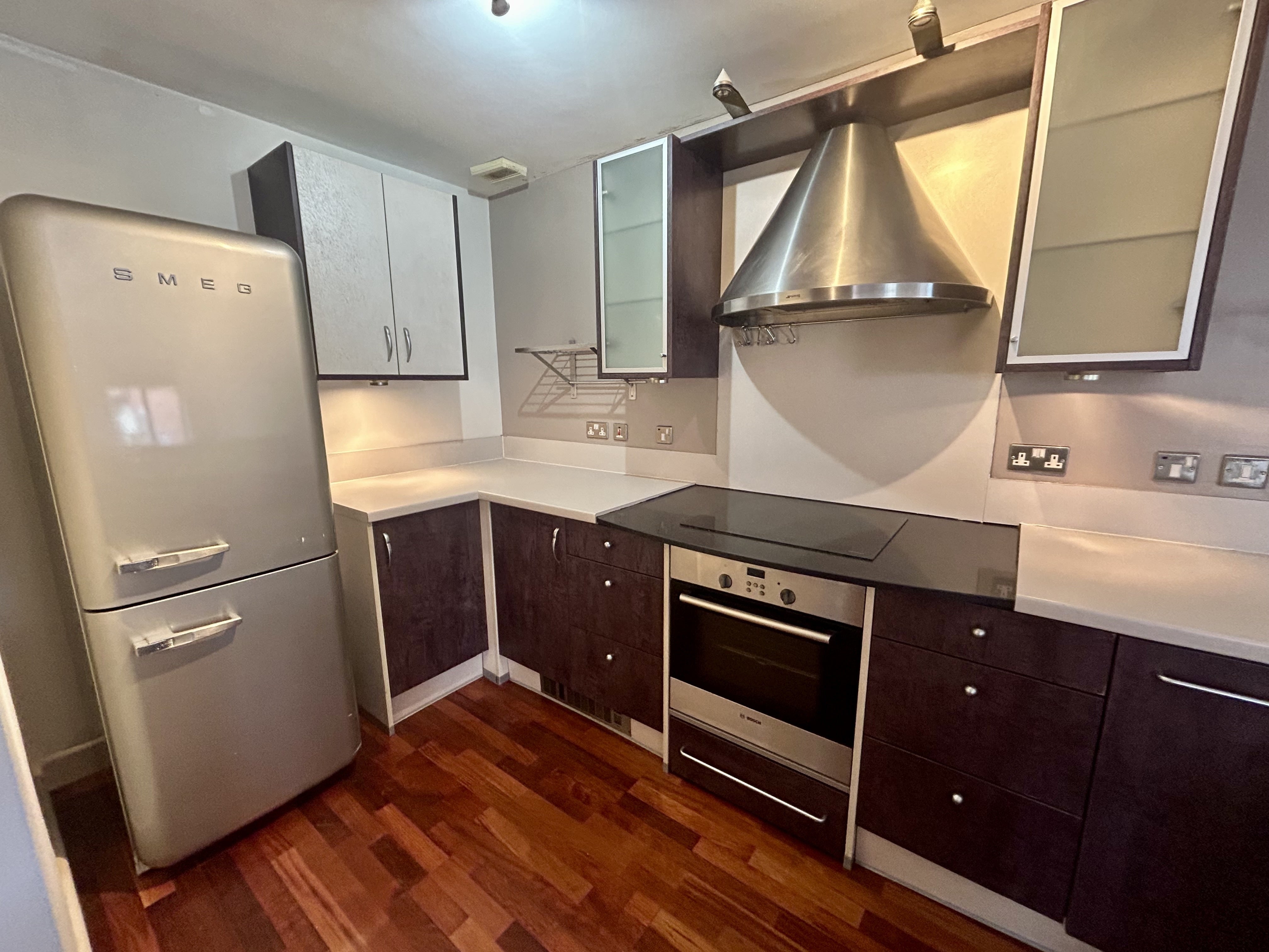 Flat Henke Court in Cardiff