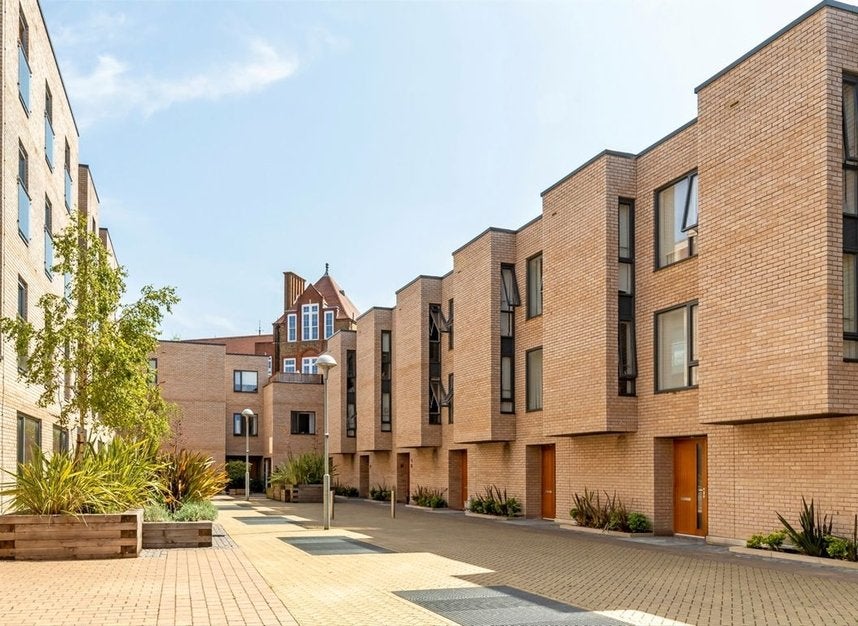House Vinery Way in Greater London