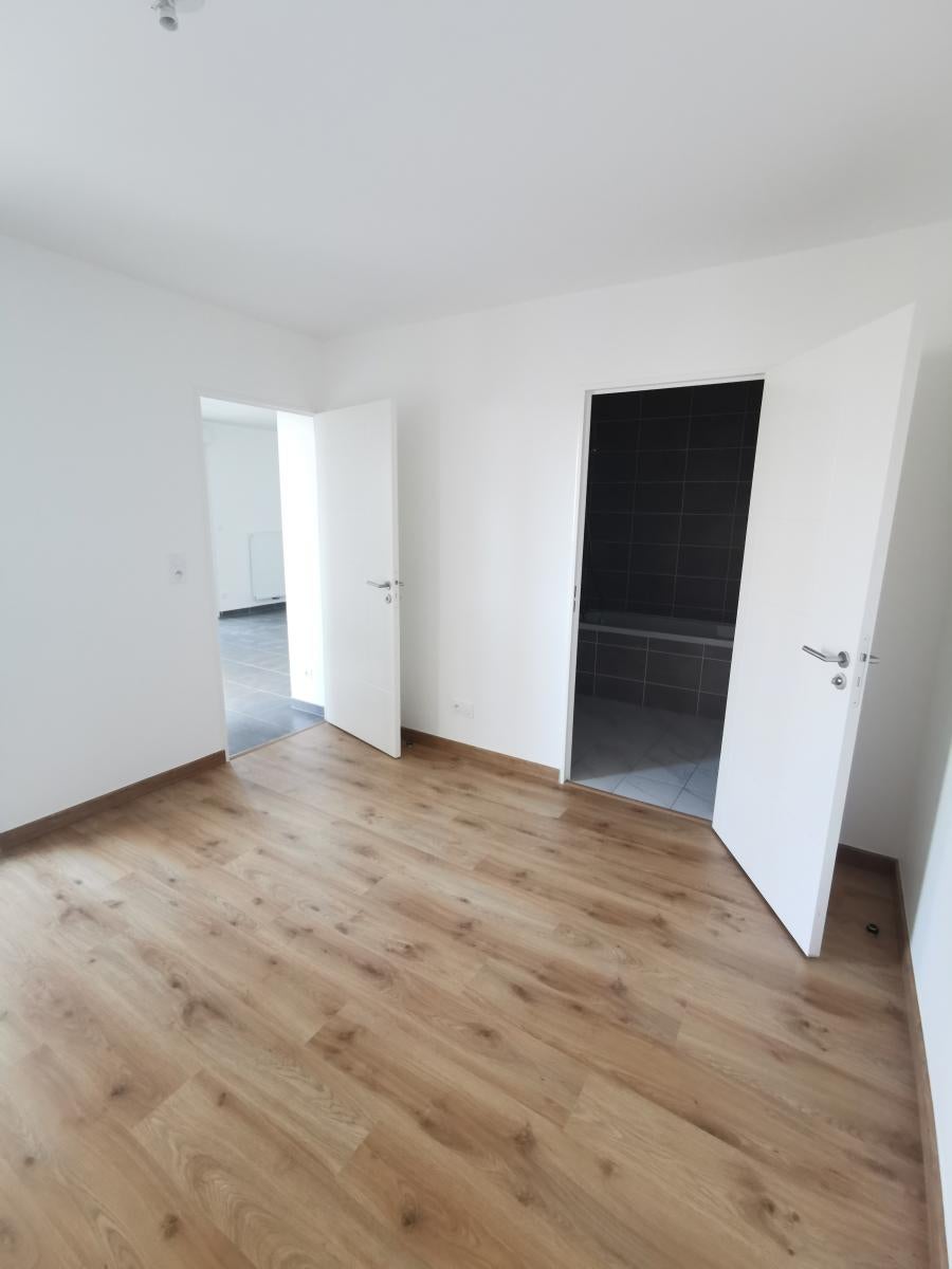 Appartement Rue des Frères Lumière à Rillieux-la-Pape