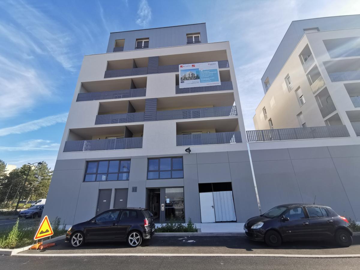 Appartement Rue des Frères Lumière à Rillieux-la-Pape
