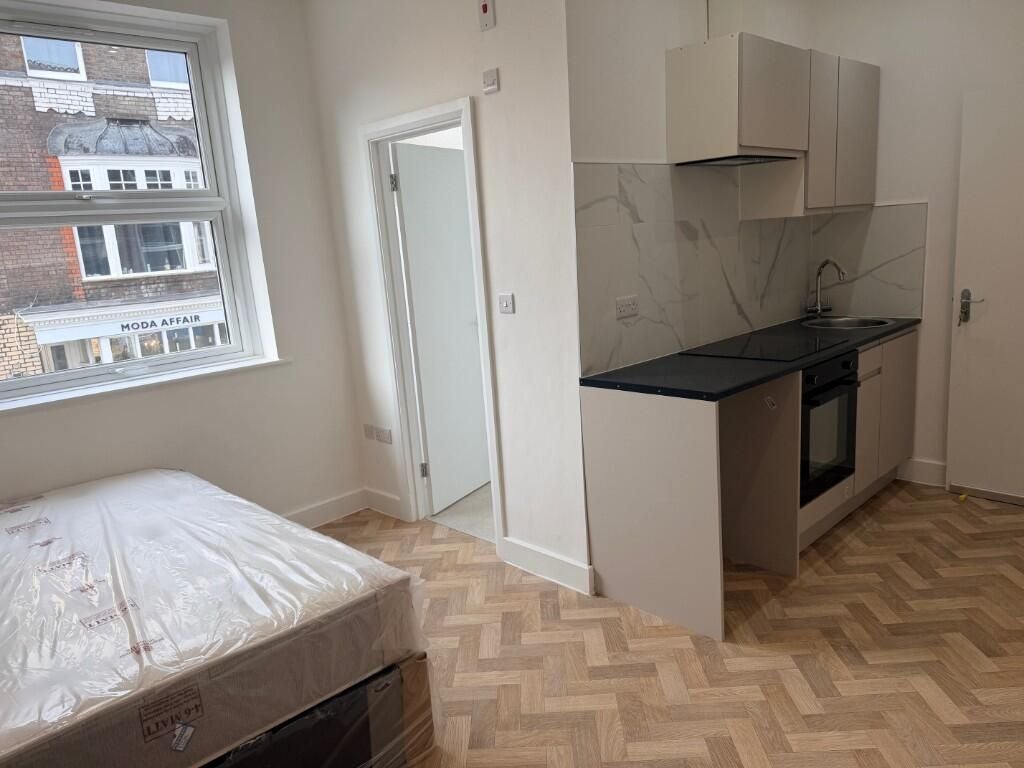 Flat Cheapside in Luton