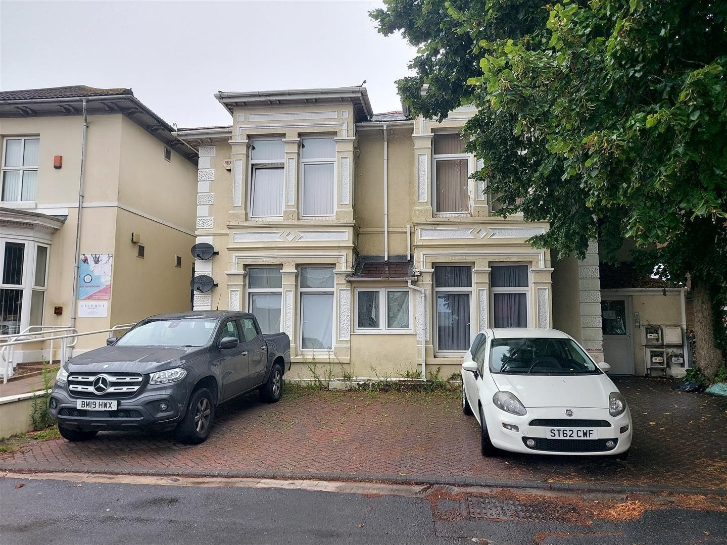 Flat Queen Victoria Road in Llanelli