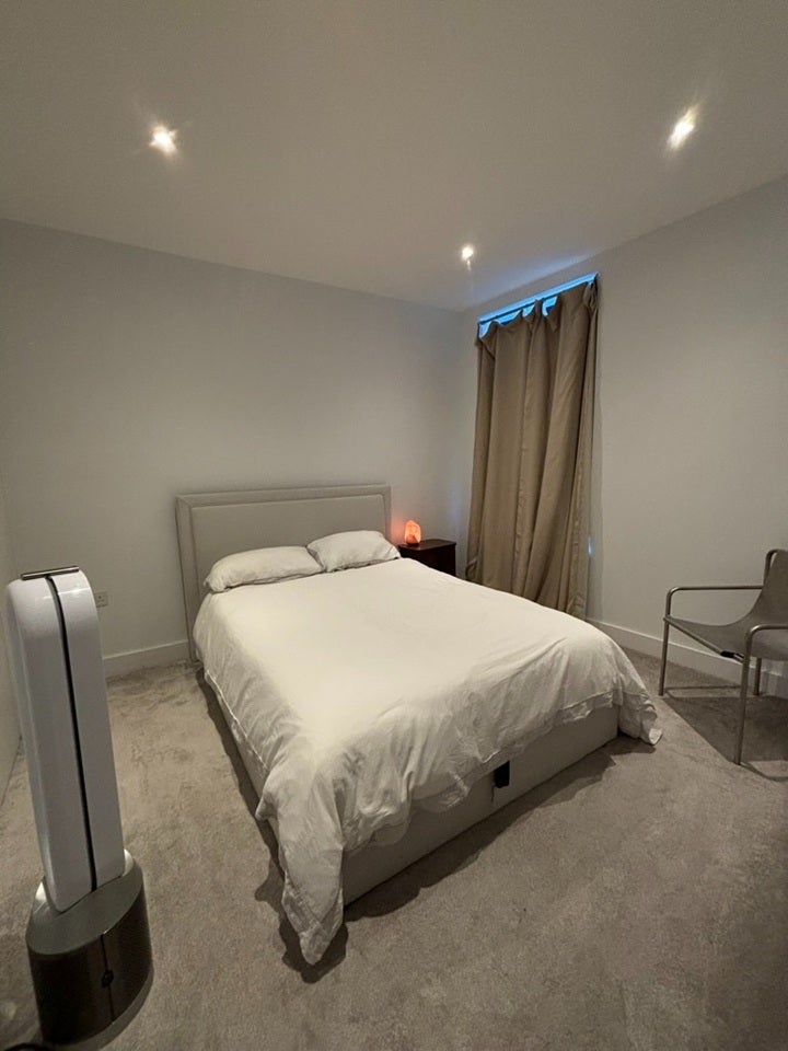 Flat Lillie Road in Greater London