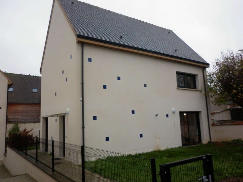 House Rue du Tronchet in Courville-sur-Eure