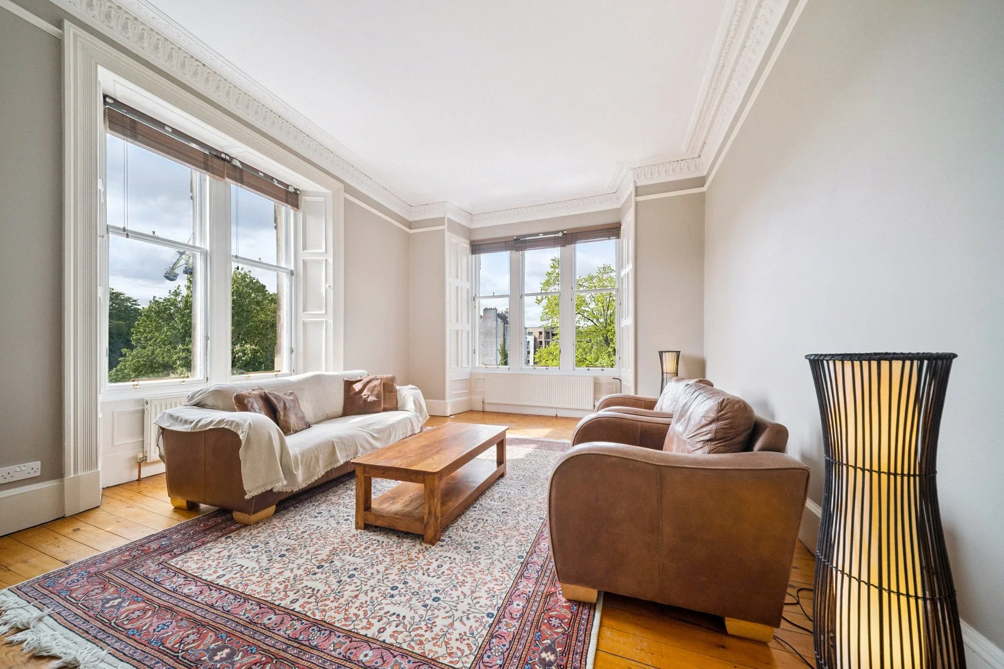 Flat Eyre Crescent in City of Edinburgh
