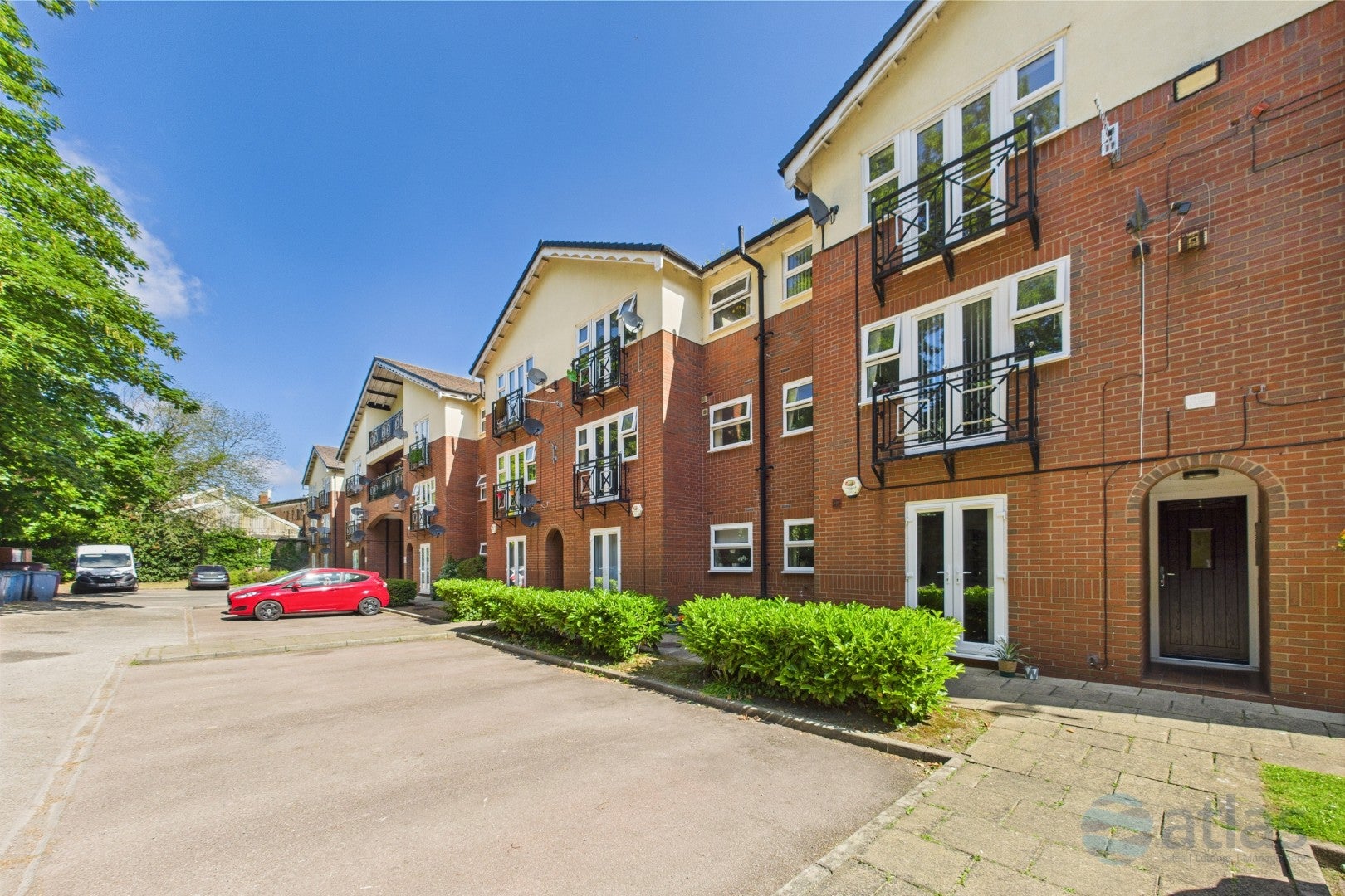 Flat Aigburth Road in Liverpool