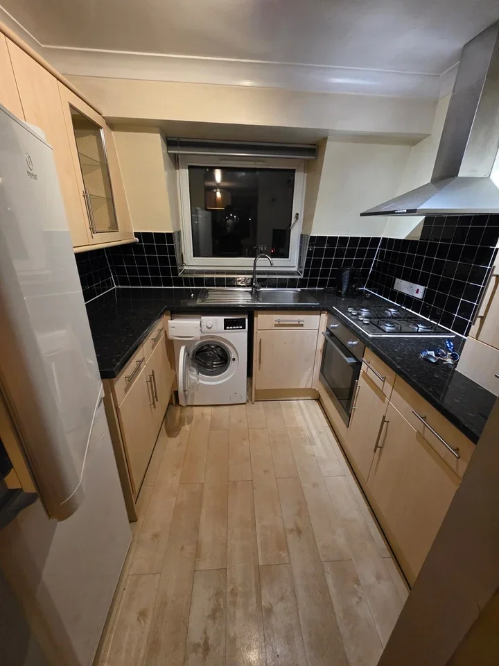 Flat New North Road in Greater London