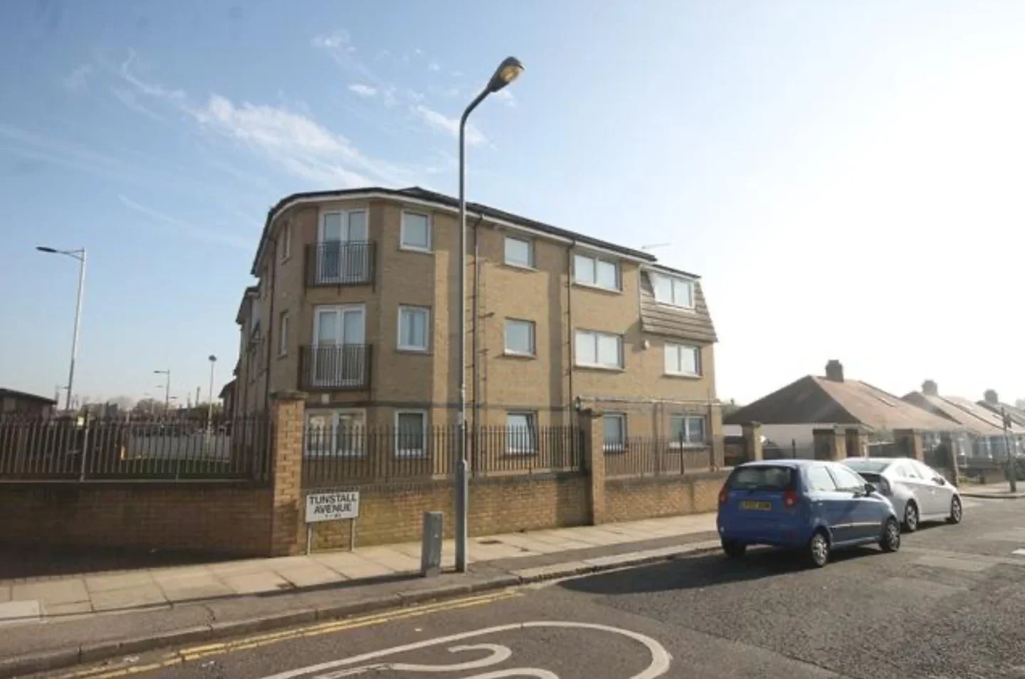 Flat New North Road in Greater London