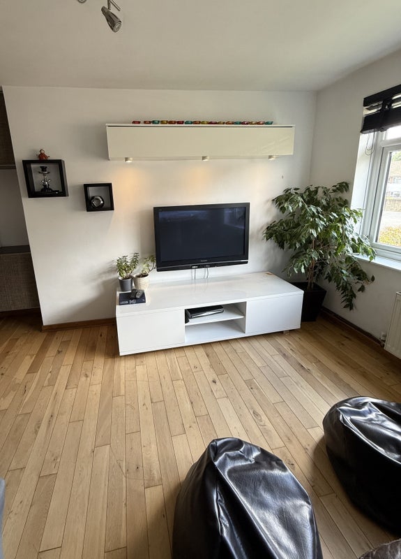 Room Brudenell Road in Greater London