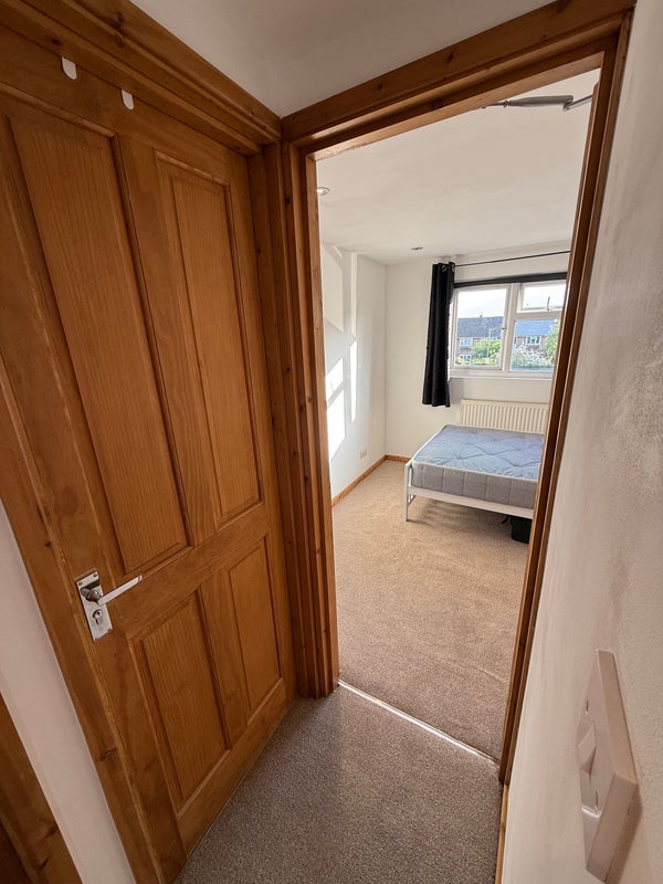 Room Brudenell Road in Greater London