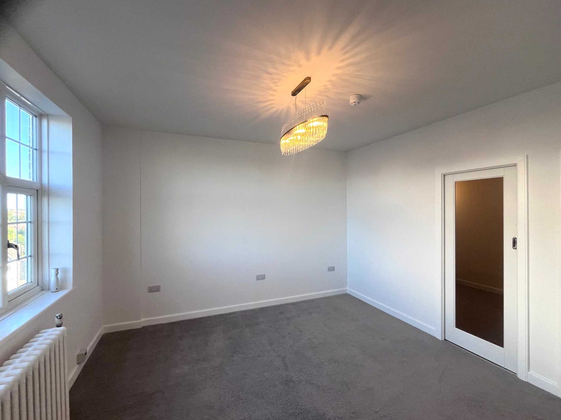 Flat Belton Way West in Southend-on-Sea