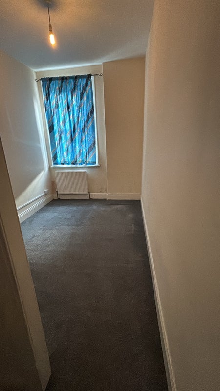 Room Howe Street in Gateshead