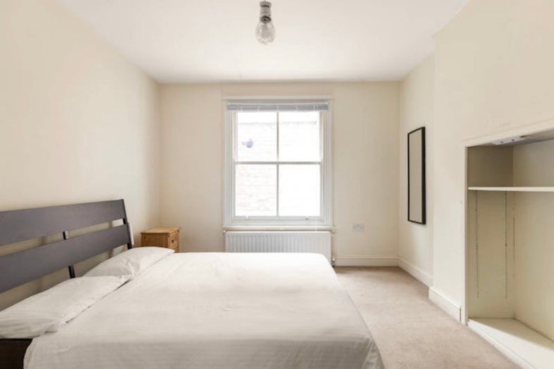 Room Holland Road in Greater London