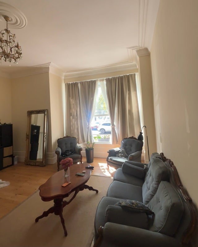 Room Holland Road in Greater London