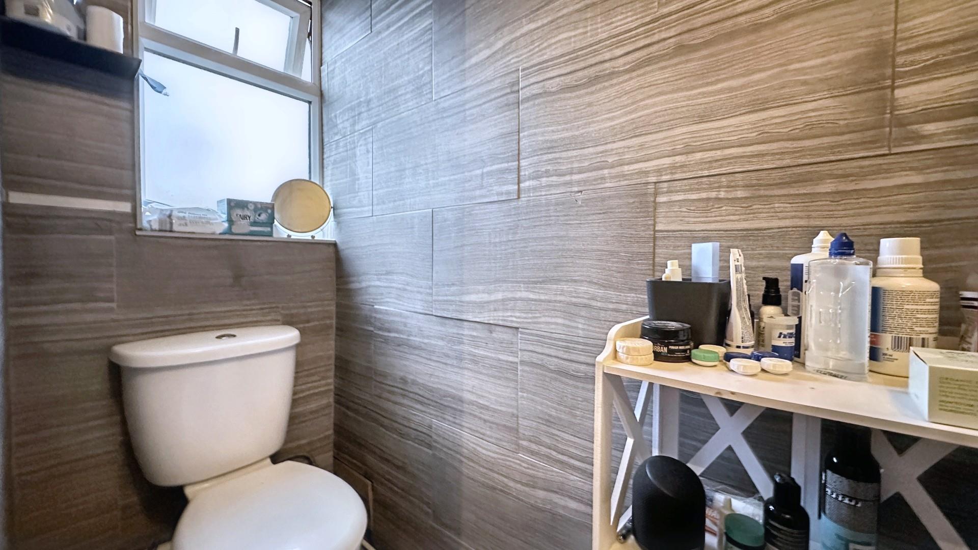 Flat Lodge Causeway in Bristol