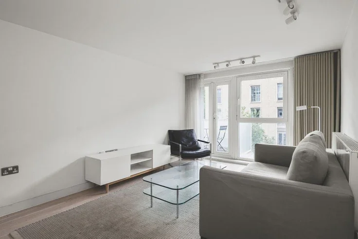 Flat Ebury Street in City of Westminster
