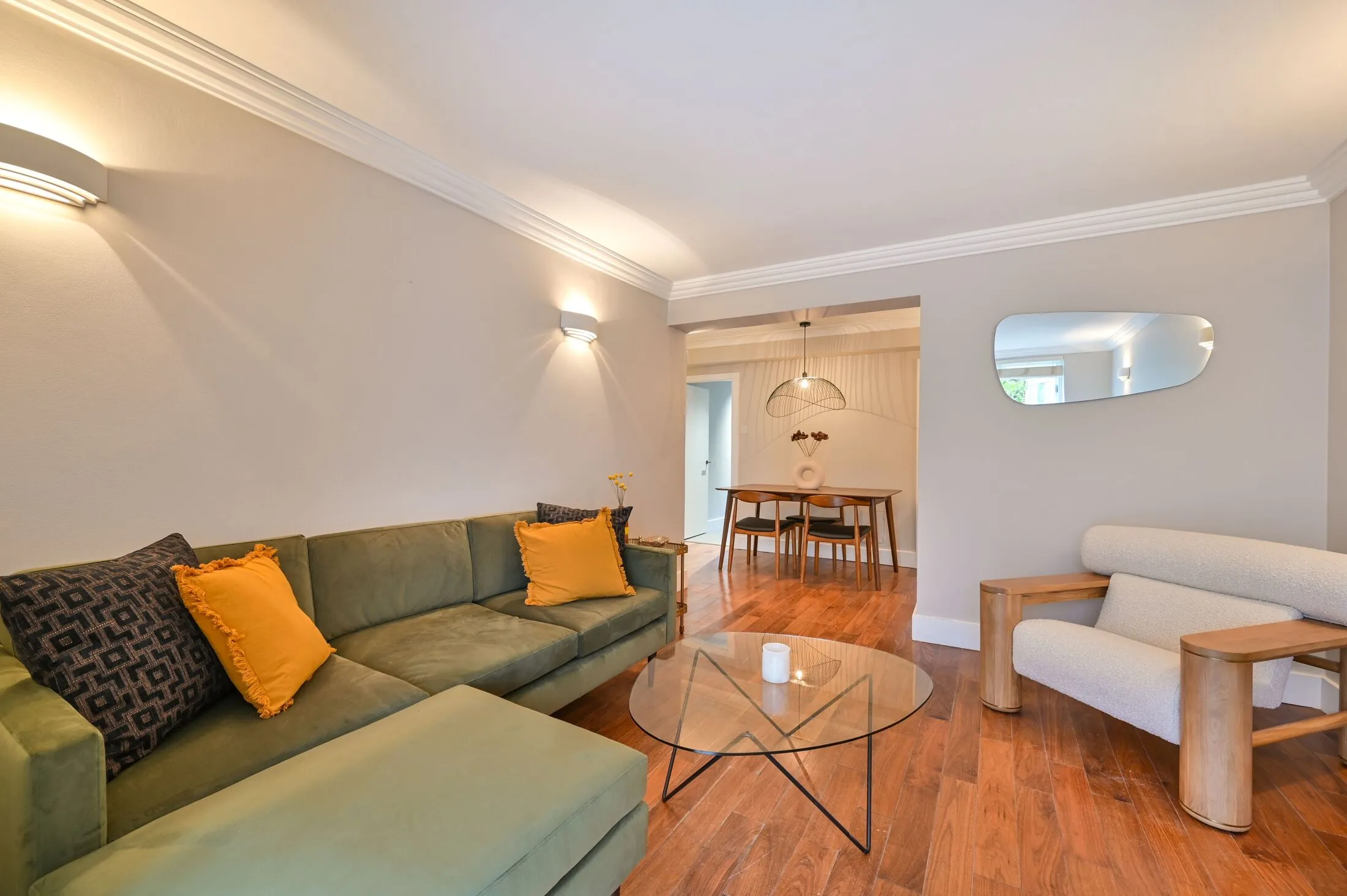 Flat Palace Court in City of Westminster