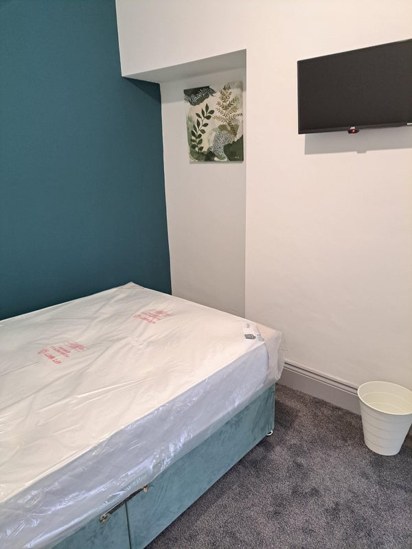 Room Ayresome Park Road in Middlesbrough