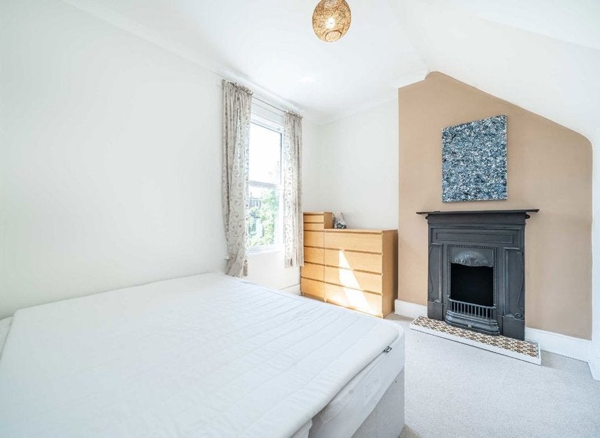 Flat Drayton Gardens in Greater London