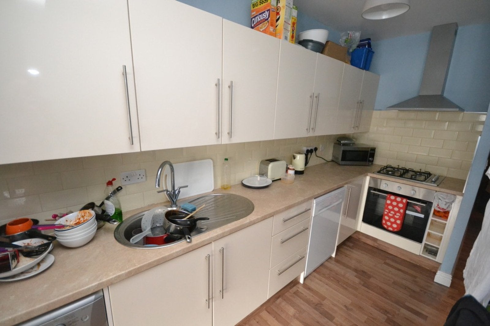 Room Beeston Road in Nottingham