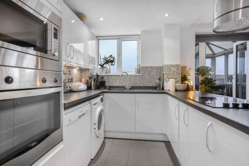 Room Newington Causeway in Greater London