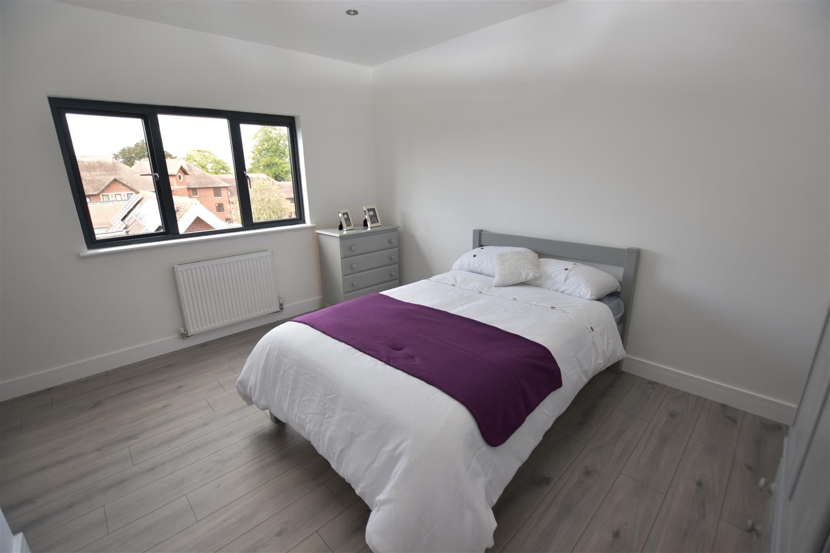 Flat Bromyard Terrace in Worcester