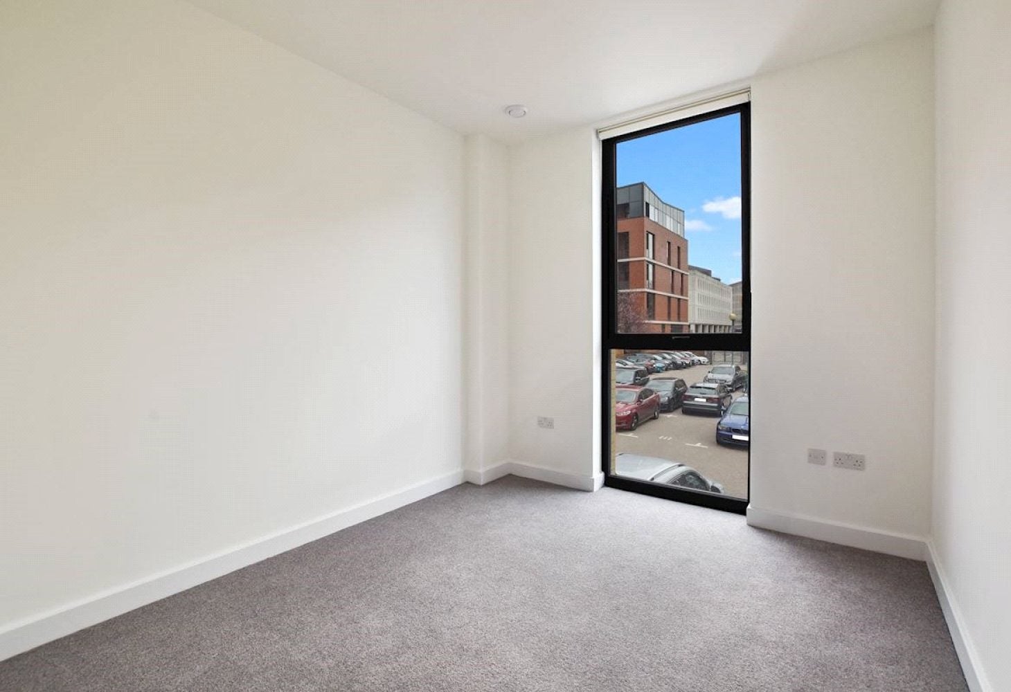 Flat Nichols Court in Chelmsford