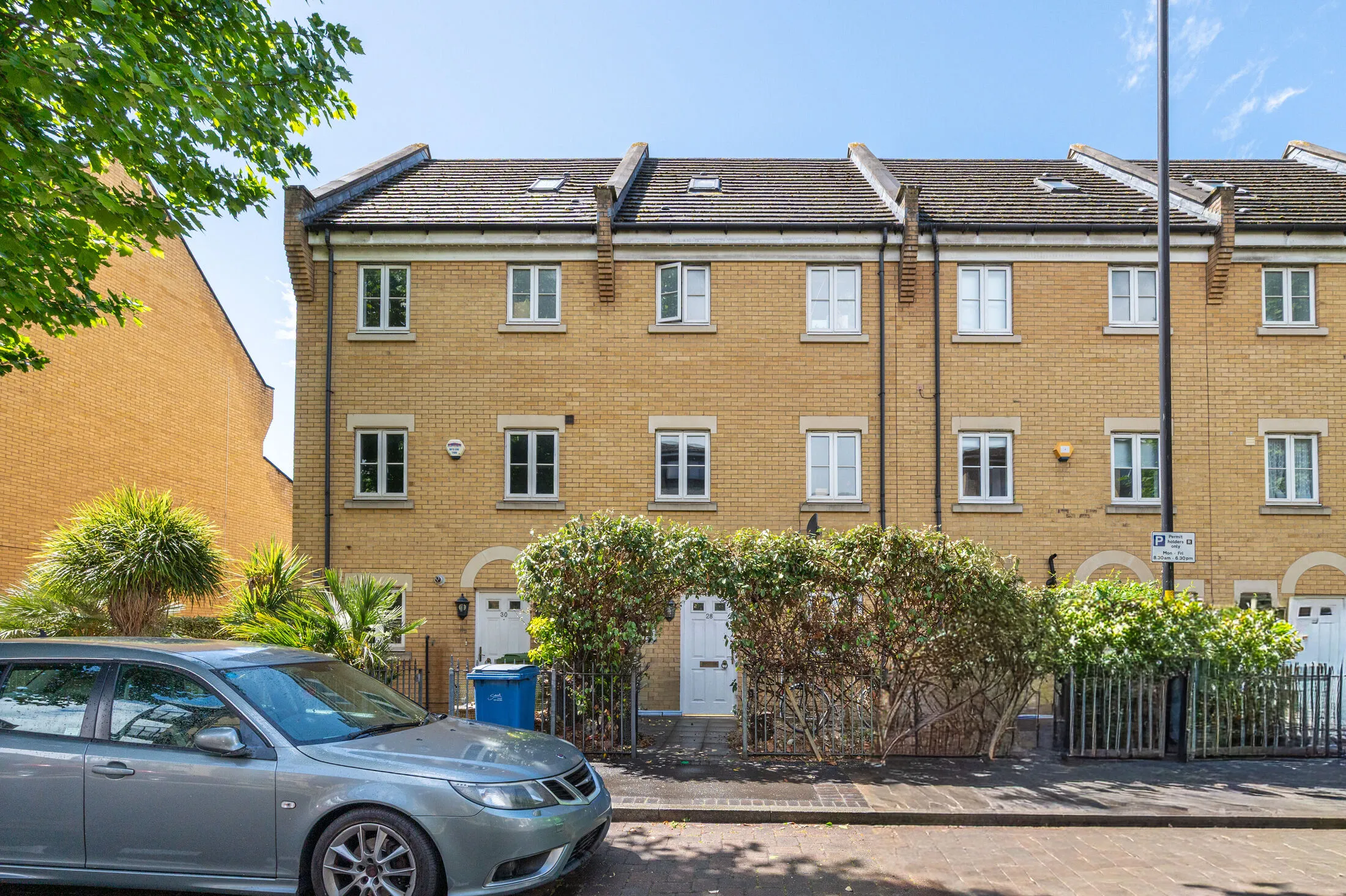 House Moody Road in Greater London