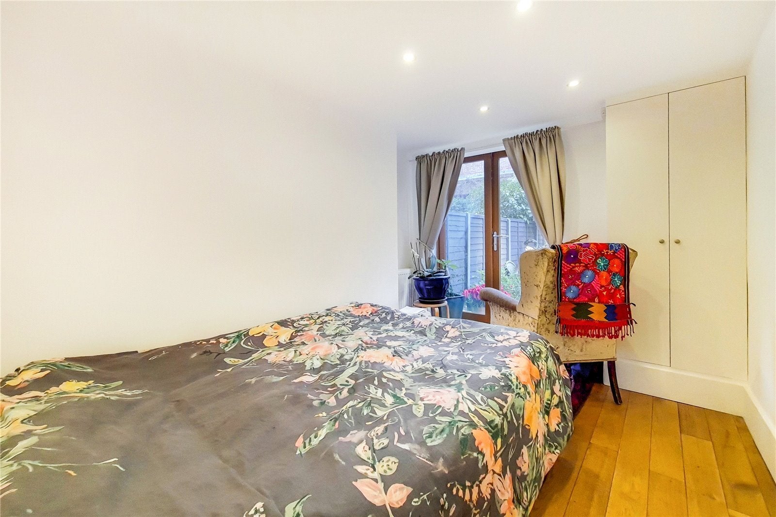 Flat Shirland Road in City of Westminster