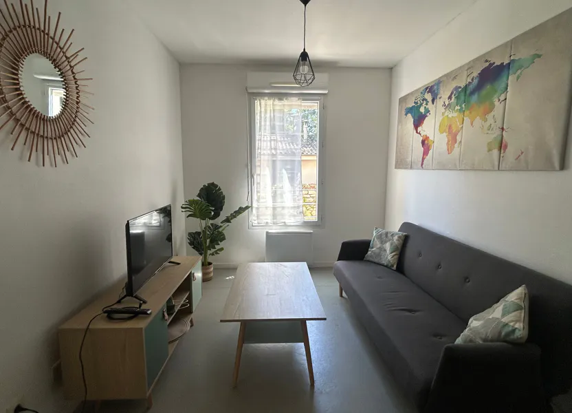 Appartement Avenue Pierre Gamel à Nîmes