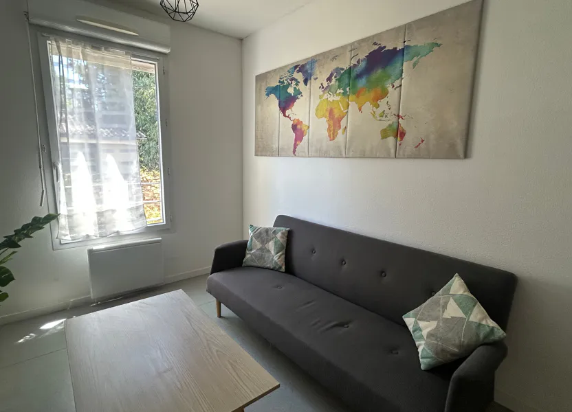 Appartement Avenue Pierre Gamel à Nîmes