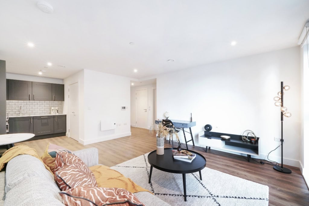 Flat Nicholsons Lane in Maidenhead