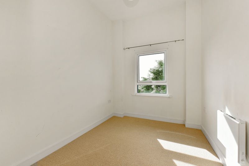 Flat Hither Green Lane in Greater London
