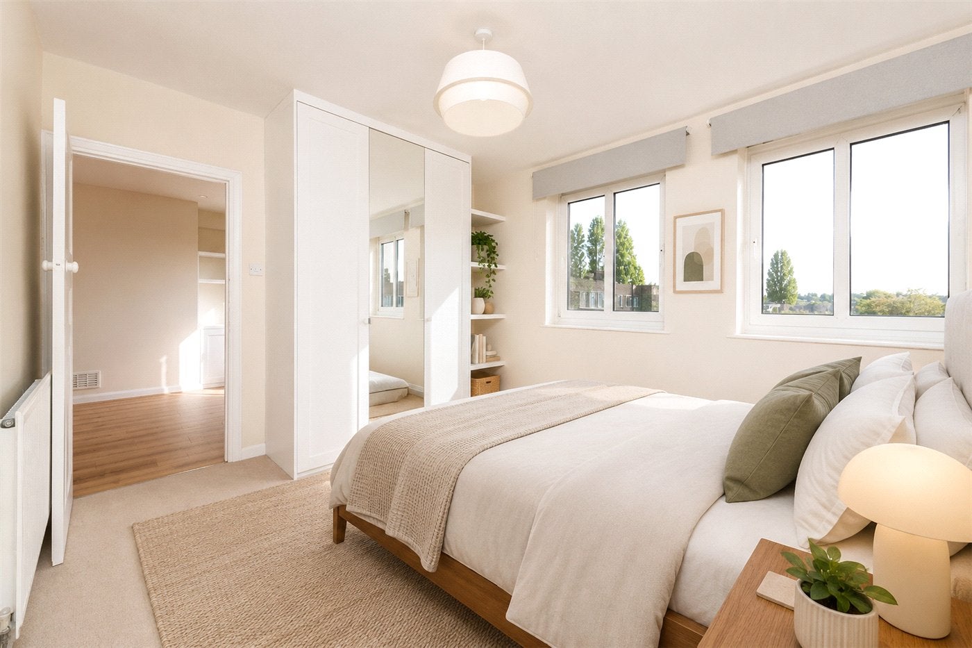 Flat Kimber Road in Greater London