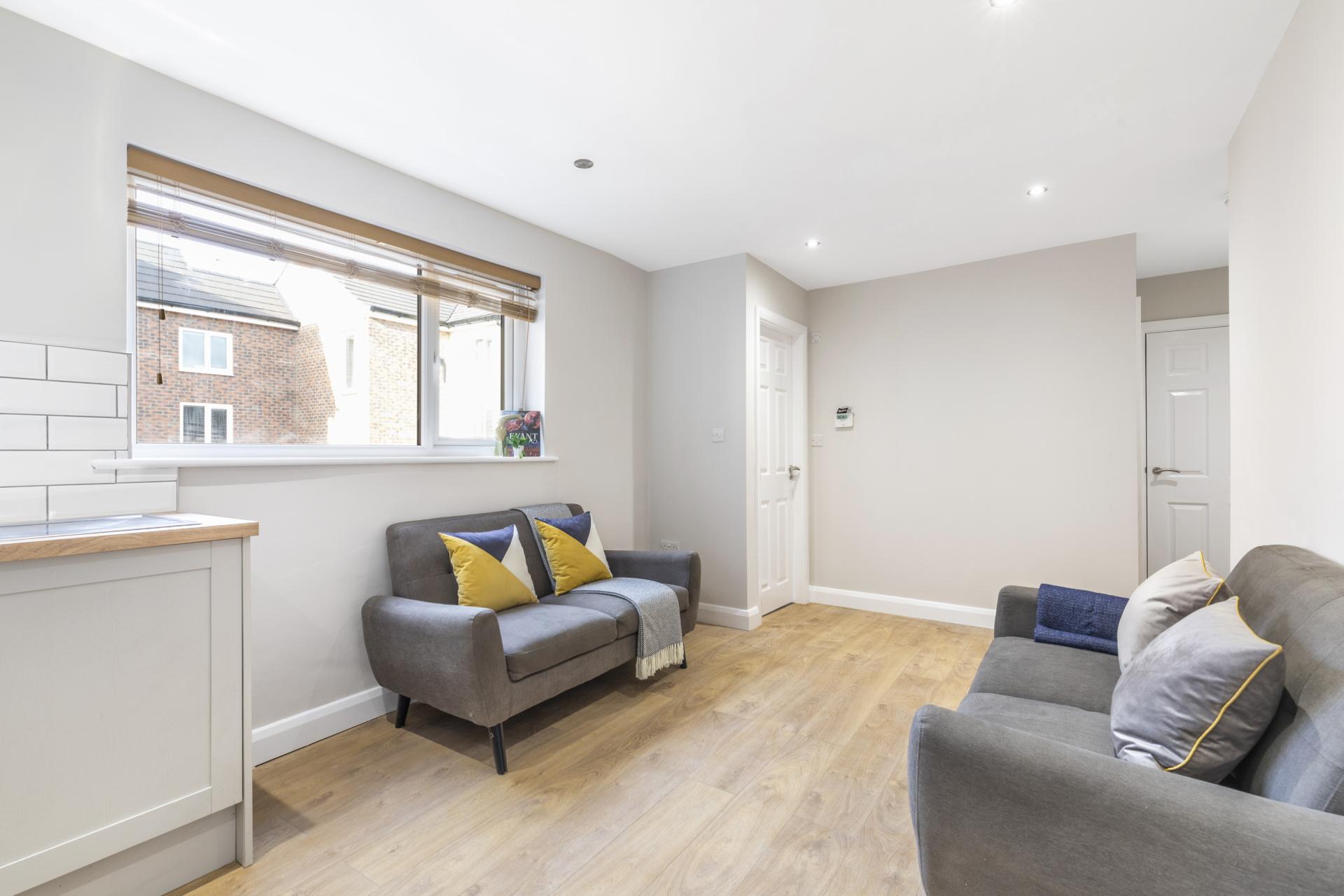 Flat Lidgett Lane in Leeds