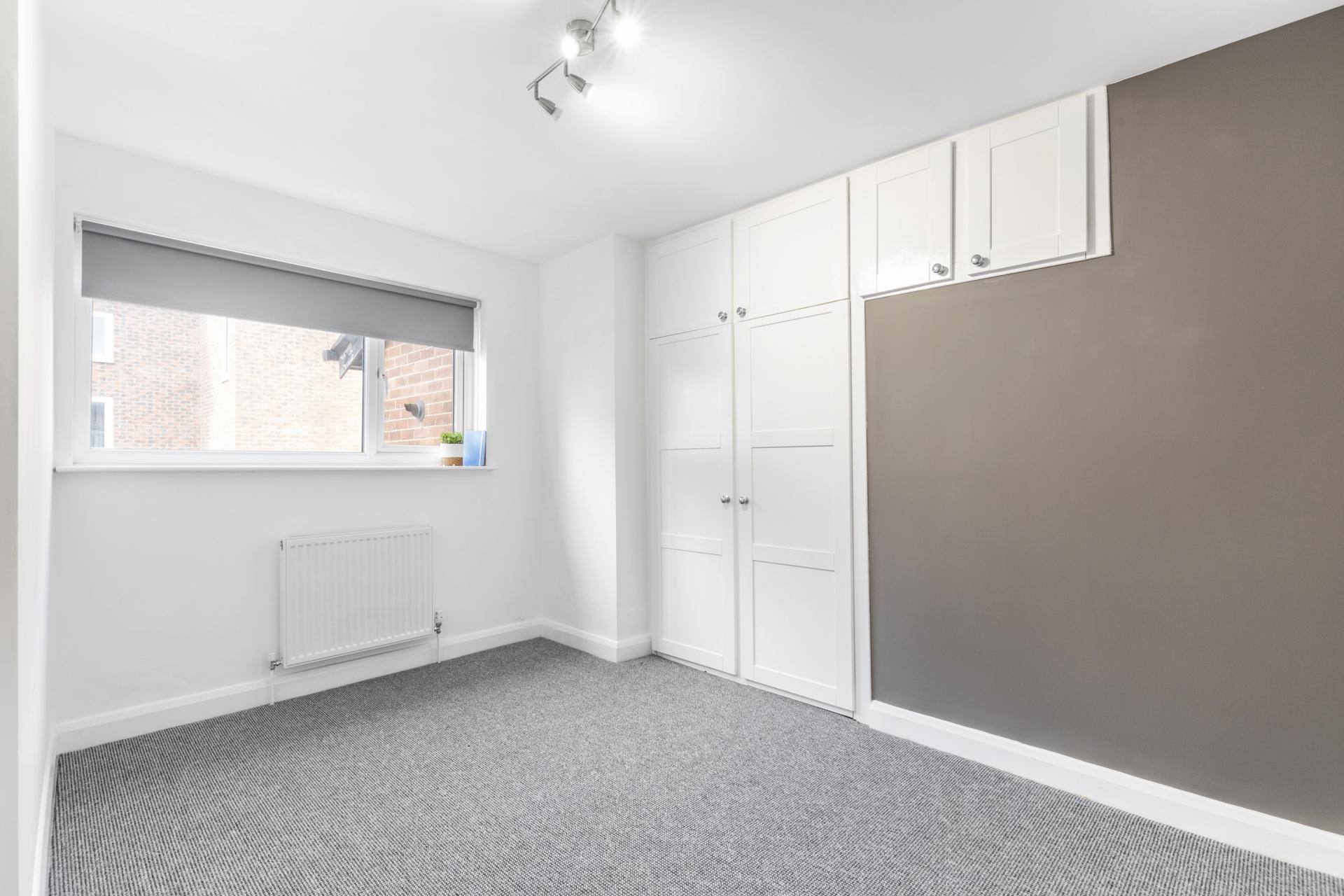 Flat Lidgett Lane in Leeds