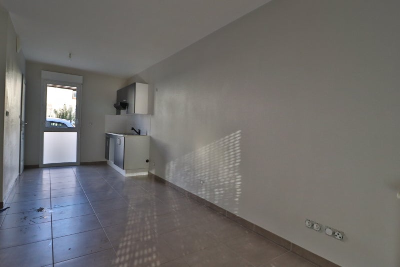 Flat Rue Louis Maillet in Troyes