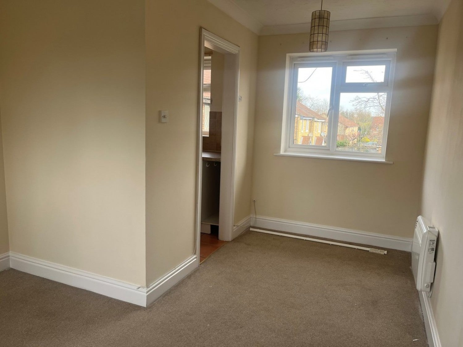 Flat John Russell Close in Guildford