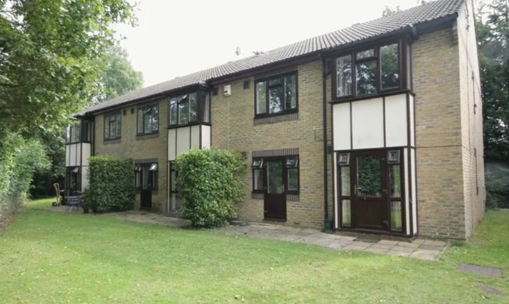 Flat Buffers Lane in Mole Valley