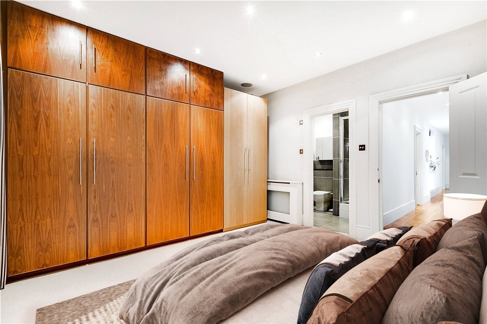 Flat Onslow Square in Greater London