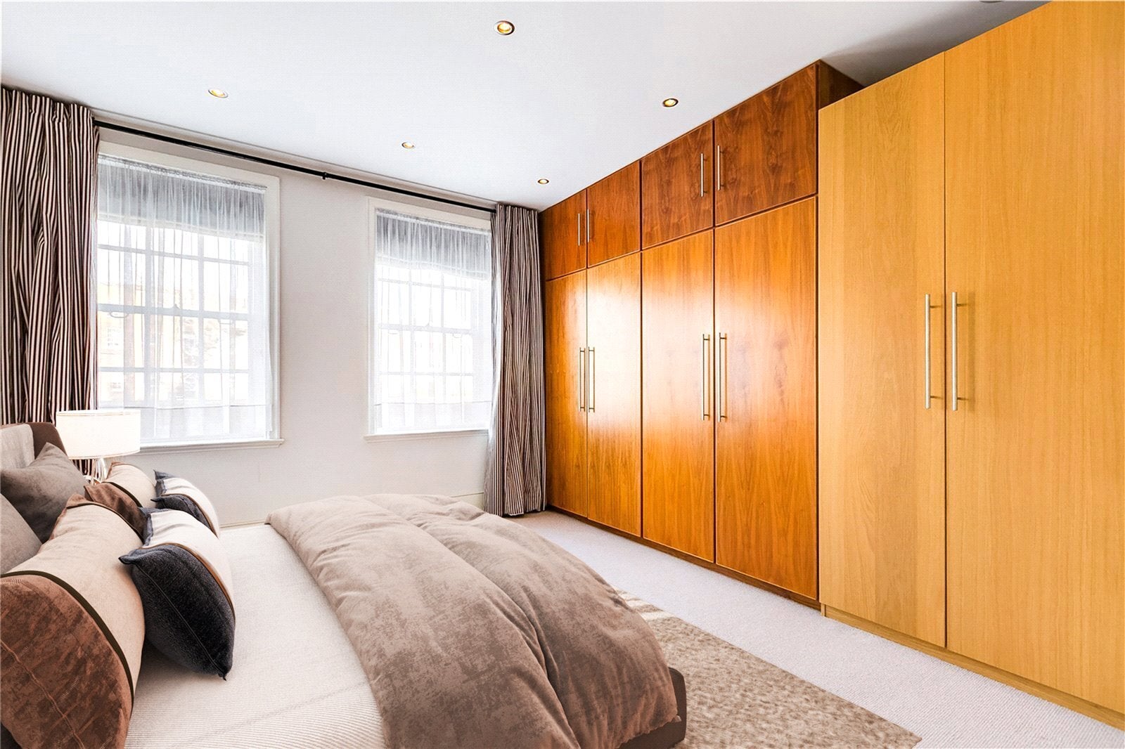 Flat Onslow Square in Greater London