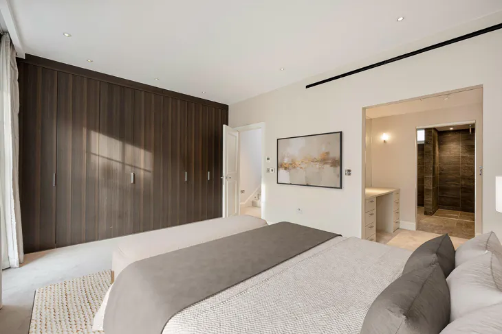 House Radnor Walk in Greater London