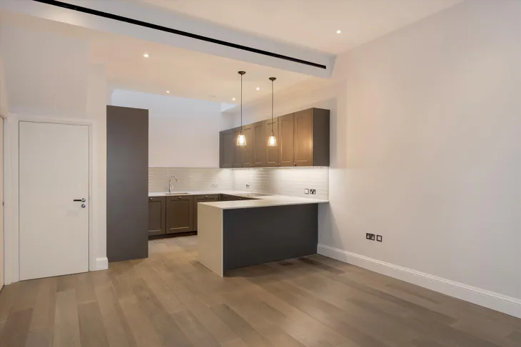 House Radnor Walk in Greater London