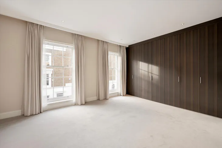 House Radnor Walk in Greater London