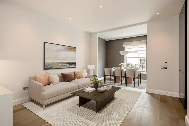 House Radnor Walk in Greater London
