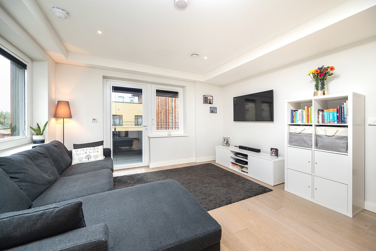 Flat Grand Junction Wharf in Greater London