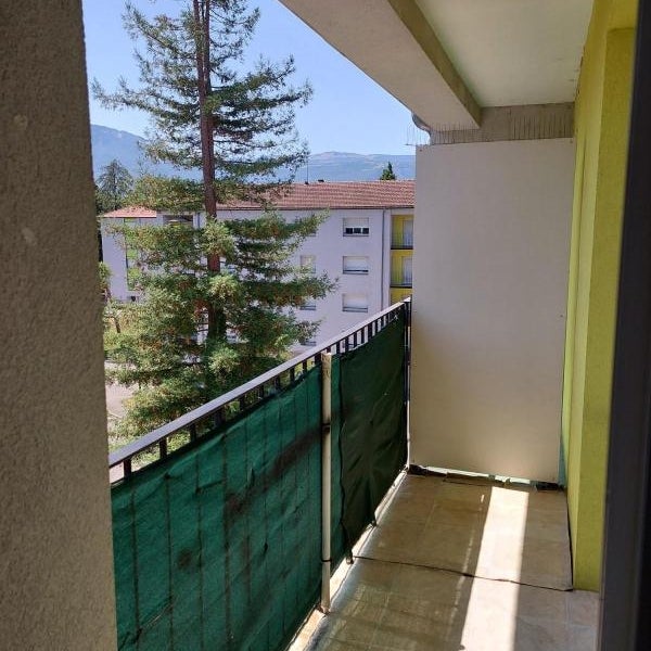 Appartement Place Karl Marx à Saint-Martin-d'Hères