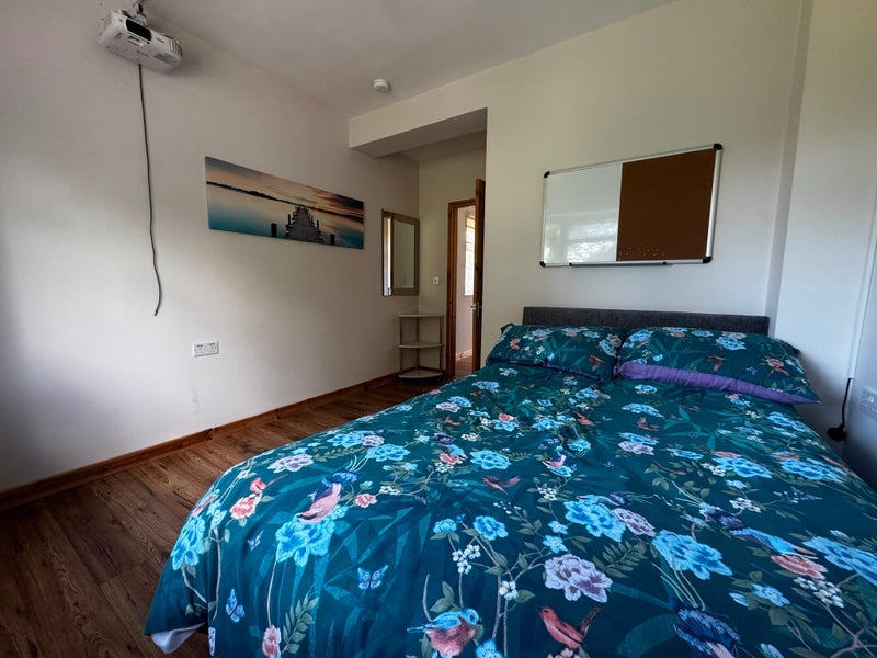 Room Dolman Close in Bristol