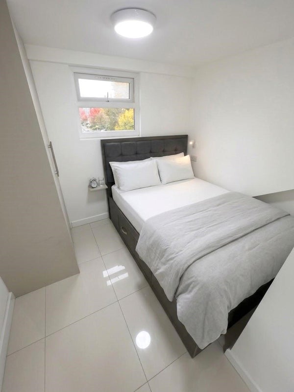 Flat Haydock Close in Trafford